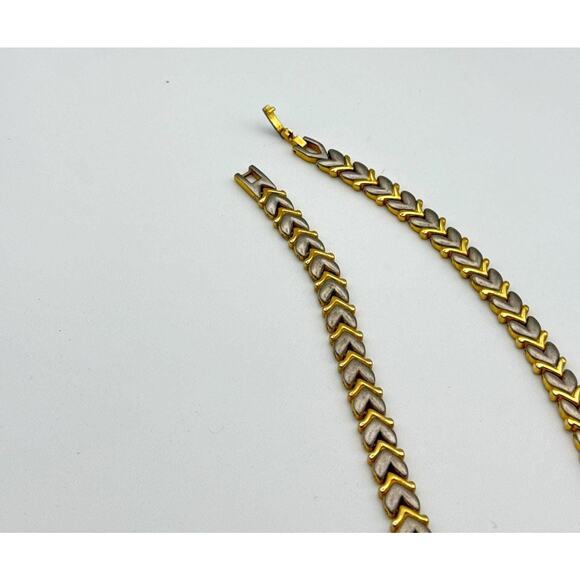 Vintage 1980s Two-Tone Chevron Link Collar Necklace - Picture 3 of 6